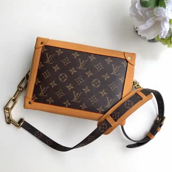 BOX LOUIS VUITTON 0702